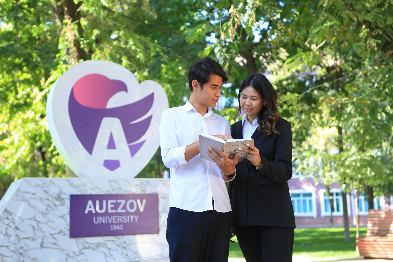 v_uzbekistane_otkroetsa_filial_auezov_university